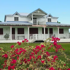 Villa De, Sainte-Rose